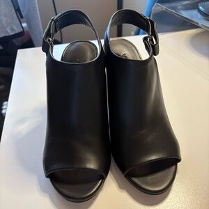 Vince Black Leather Peep-Toe Block Heel Mules